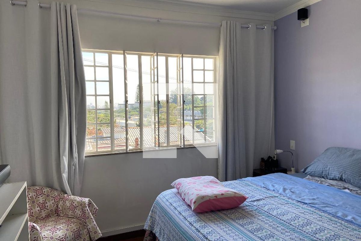 Casa, 4 quartos, 240 m² - Foto 21