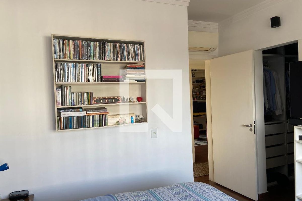 Casa, 4 quartos, 240 m² - Foto 28