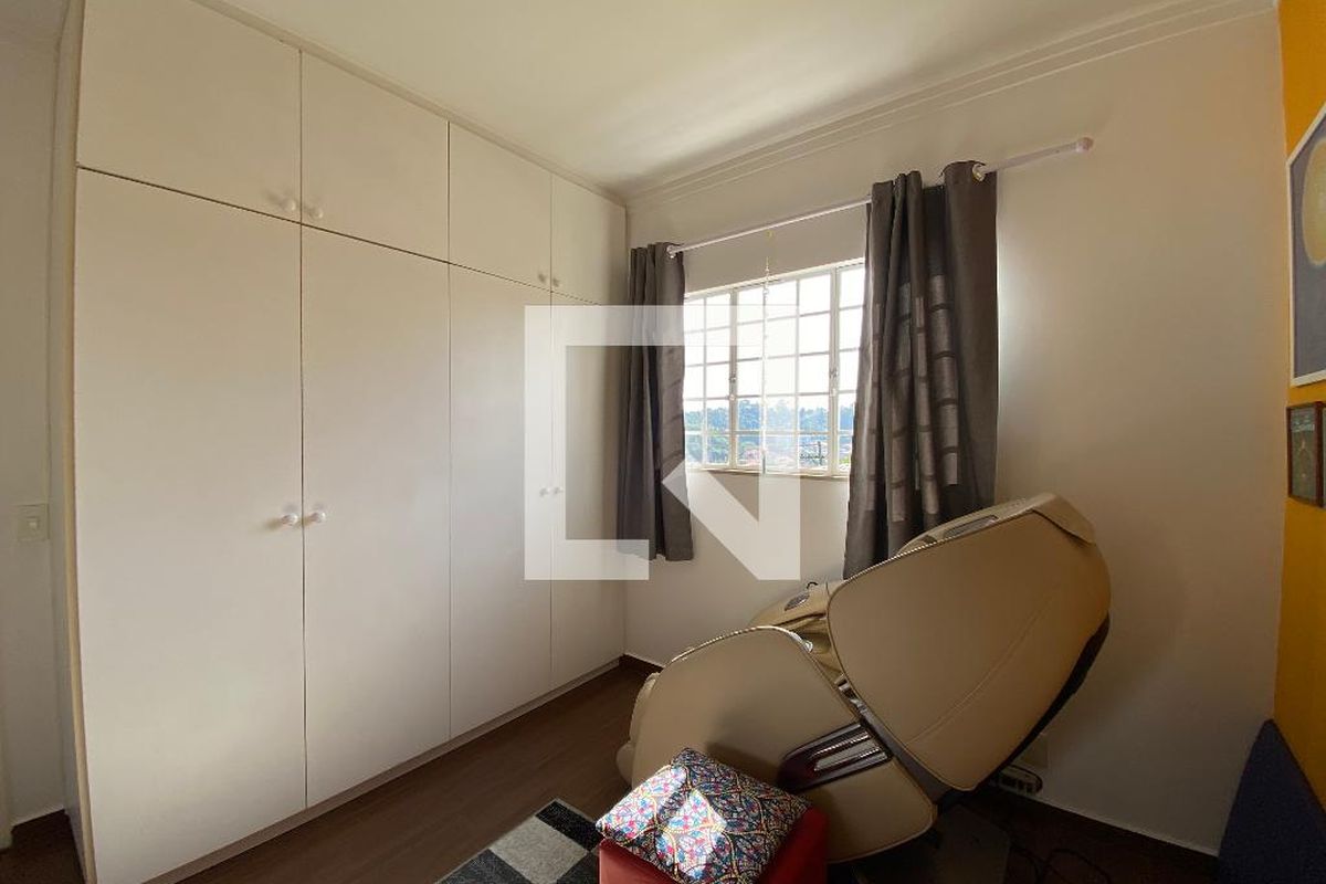 Casa, 4 quartos, 240 m² - Foto 40
