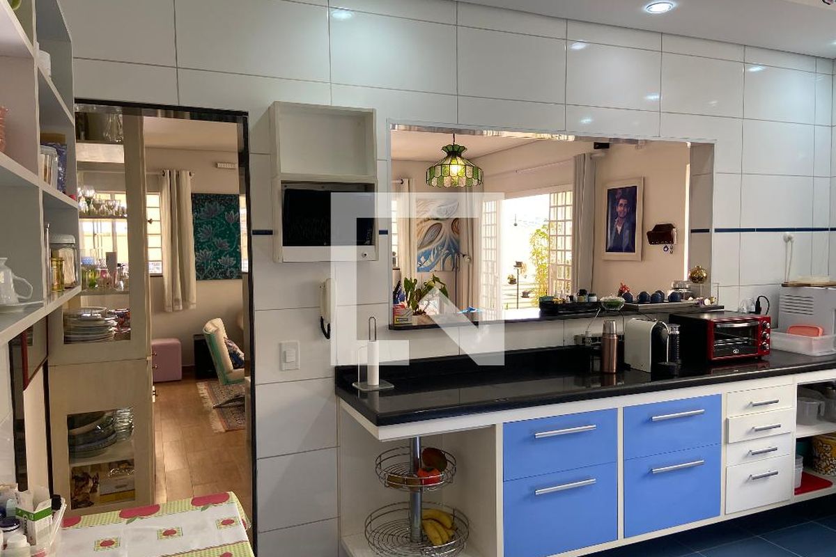 Casa, 4 quartos, 240 m² - Foto 73