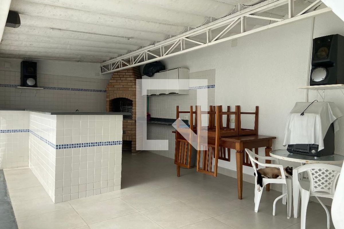 Casa, 4 quartos, 240 m² - Foto 55