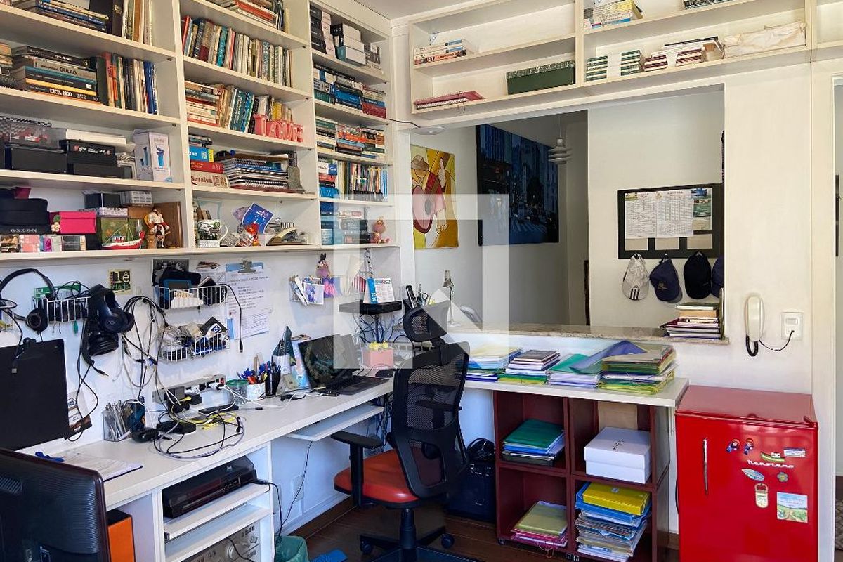 Casa, 4 quartos, 240 m² - Foto 54