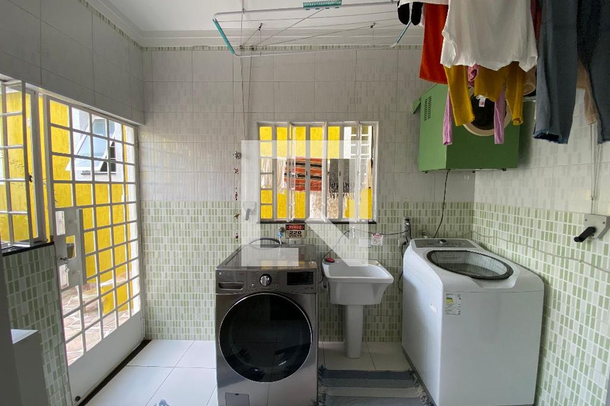 Casa, 4 quartos, 240 m² - Foto 76