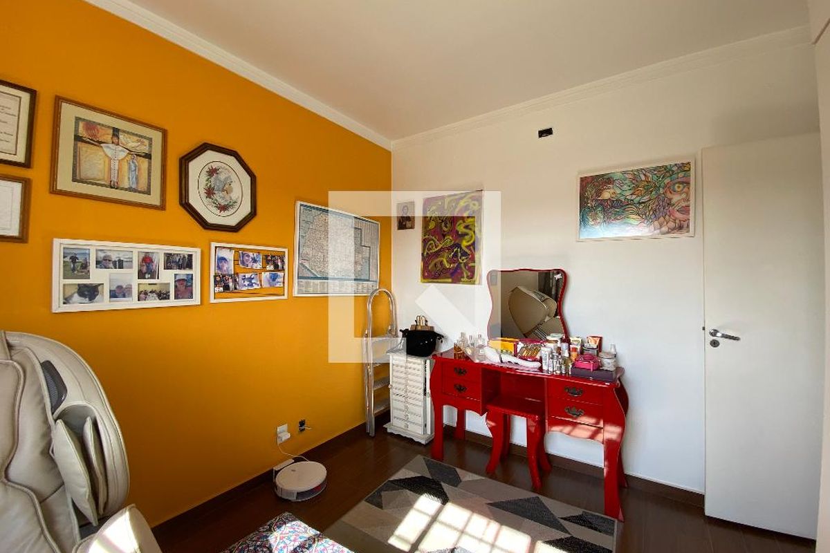 Casa, 4 quartos, 240 m² - Foto 41
