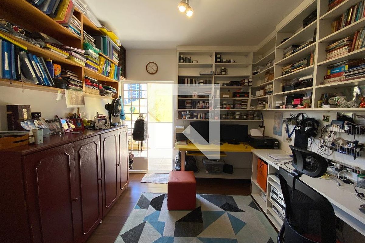 Casa, 4 quartos, 240 m² - Foto 52
