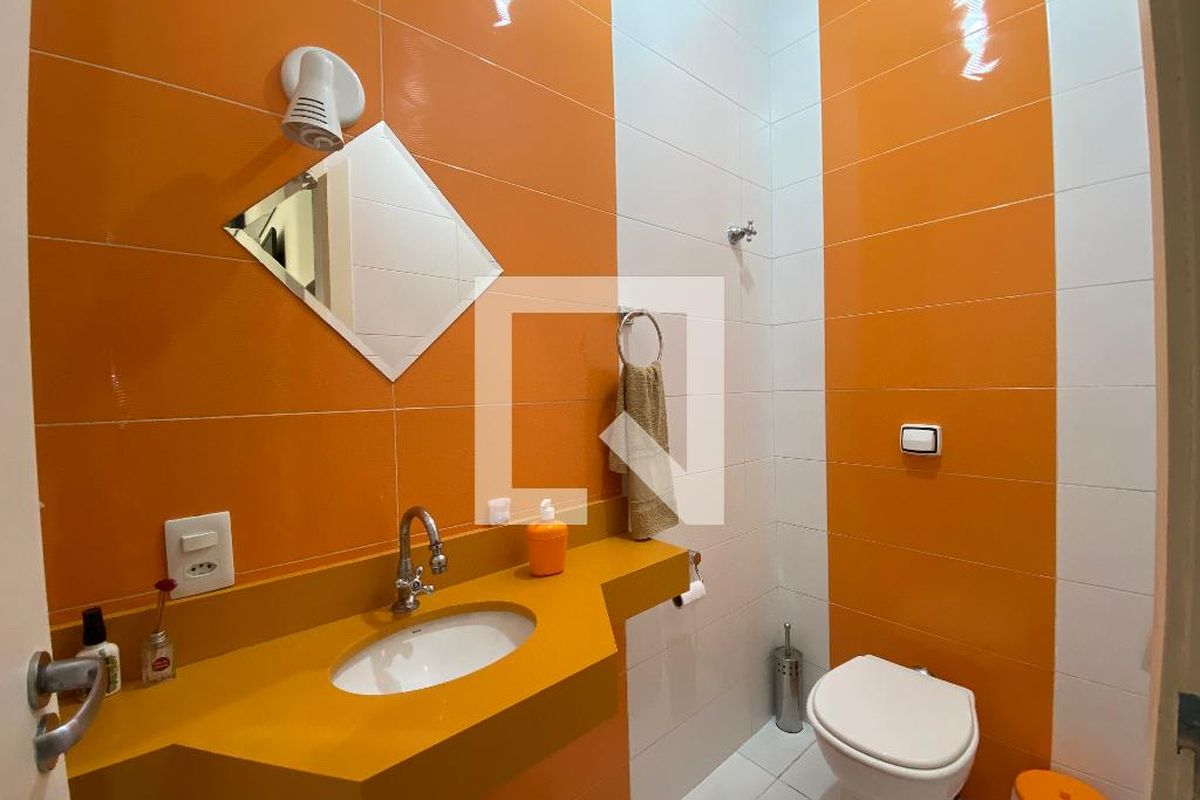 Casa, 4 quartos, 240 m² - Foto 17