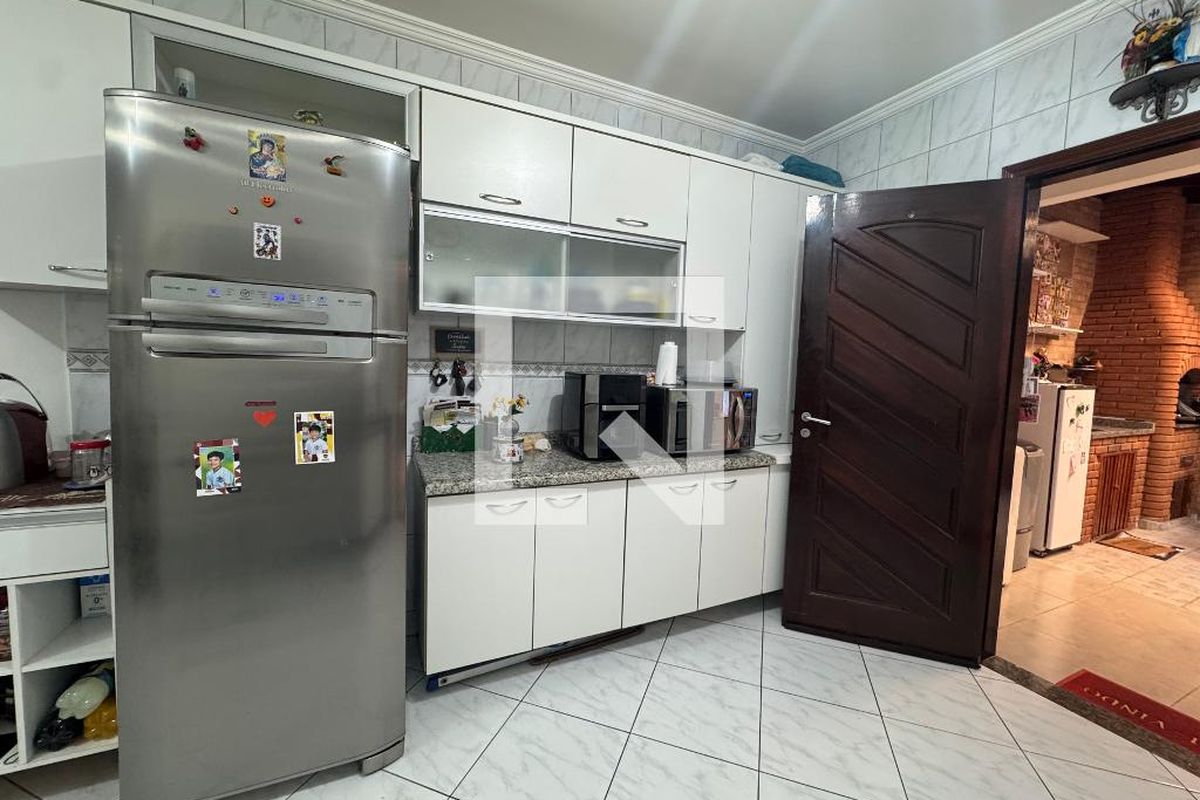 Casa, 3 quartos, 200 m² - Foto 11