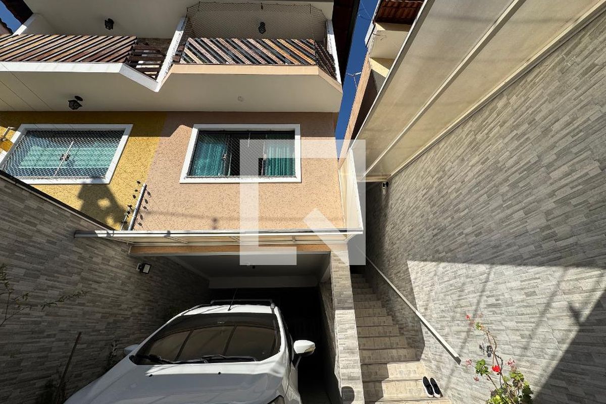 Casa, 3 quartos, 200 m² - Foto 1