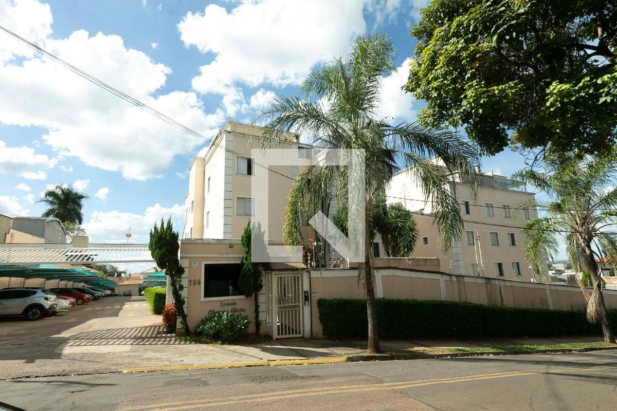 Apartamento à Venda - Mansões Santo Antônio, 2 Quartos,  45 m2 em , Campinas - sp | SoloBR