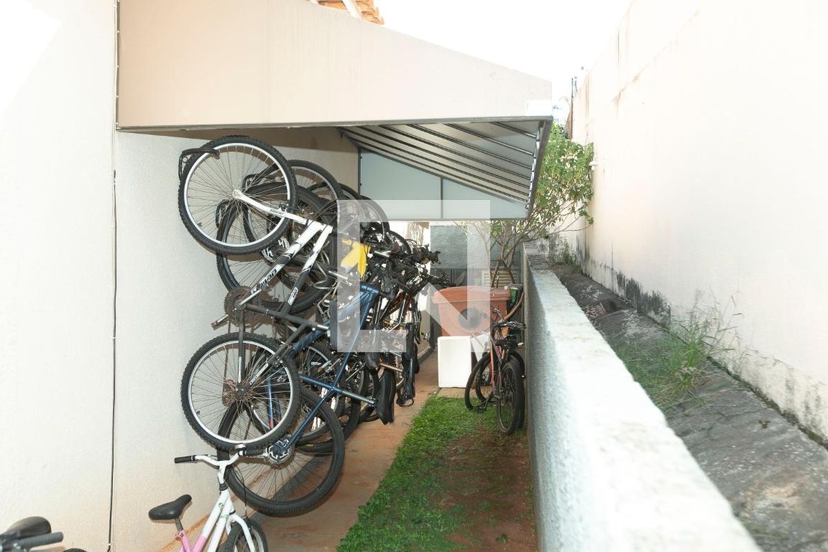 Apartamento à Venda - Mansões Santo Antônio, 2 Quartos,  45 m2 em , Campinas - sp | SoloBR