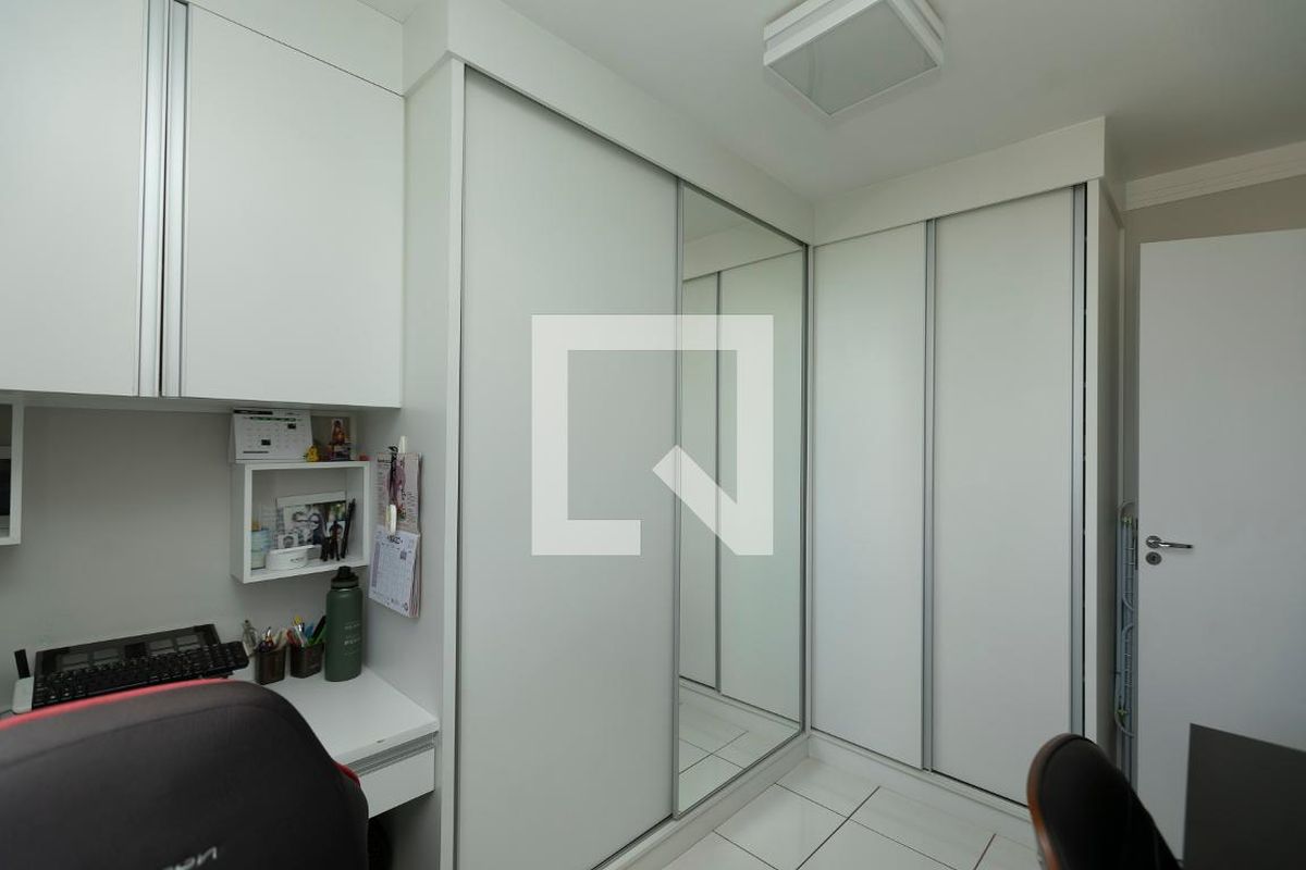 Apartamento à Venda - Mansões Santo Antônio, 2 Quartos,  45 m2 em , Campinas - sp | SoloBR