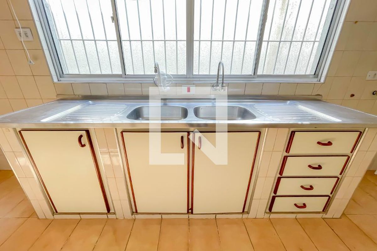 Casa, 4 quartos, 238 m² - Foto 36