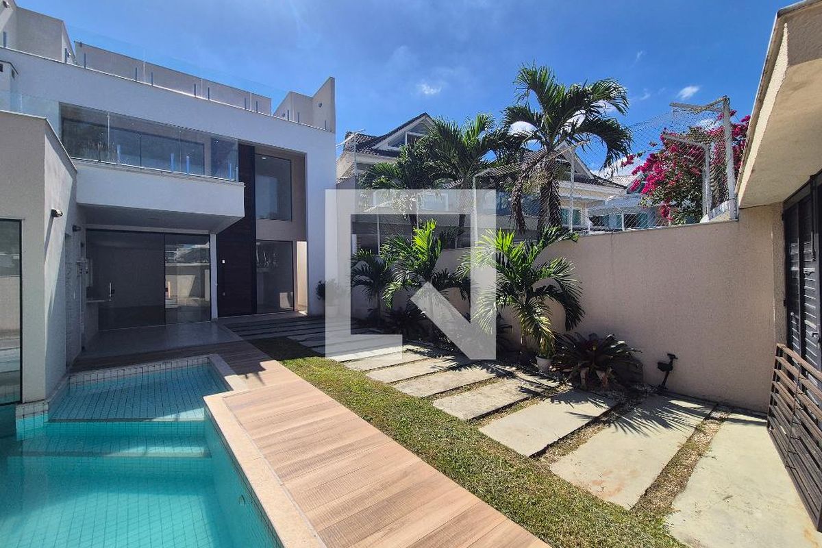Casa, 3 quartos, 334 m² - Foto 70