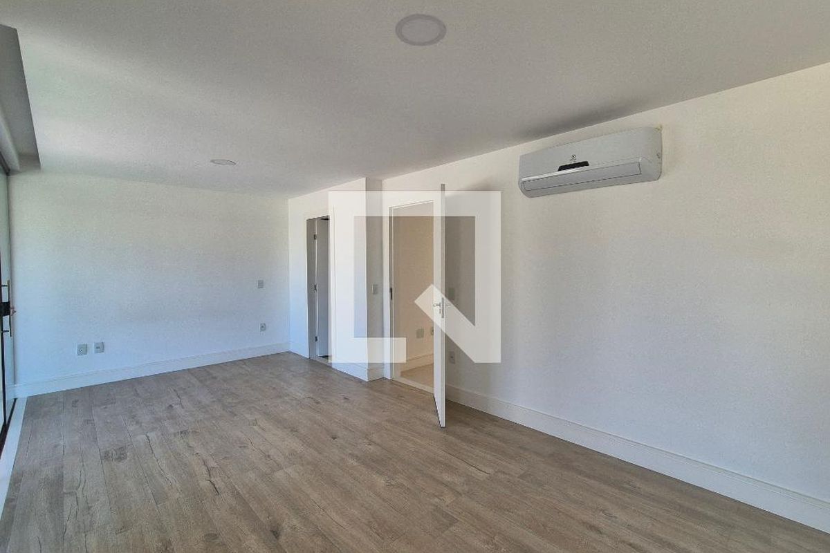 Casa, 3 quartos, 334 m² - Foto 24