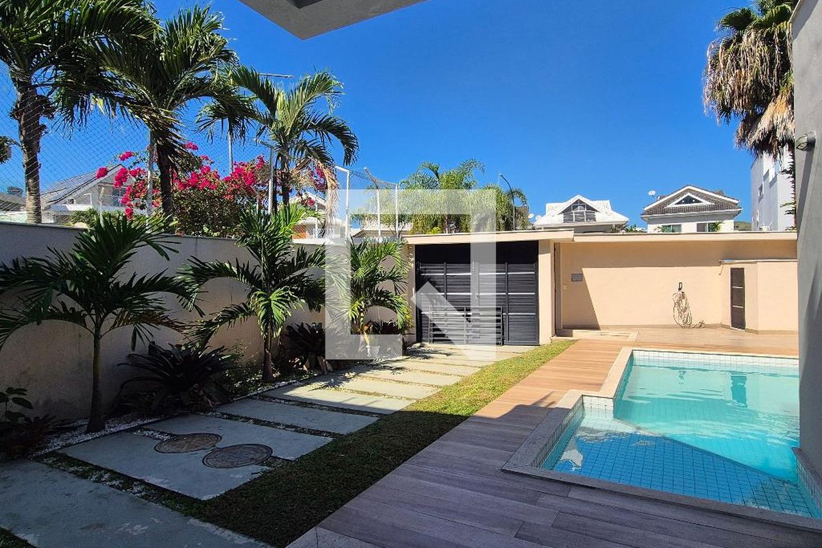 Casa, 3 quartos, 334 m² - Foto 64