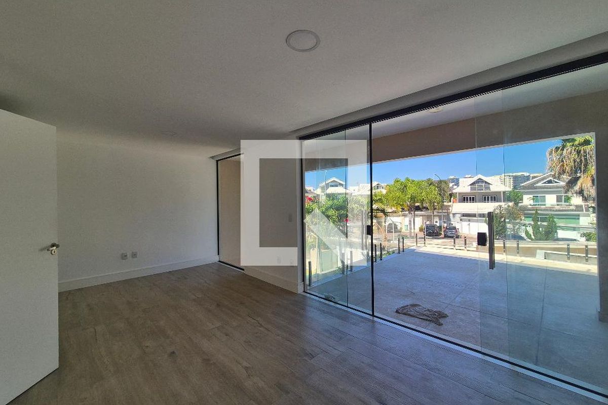 Casa, 3 quartos, 334 m² - Foto 22