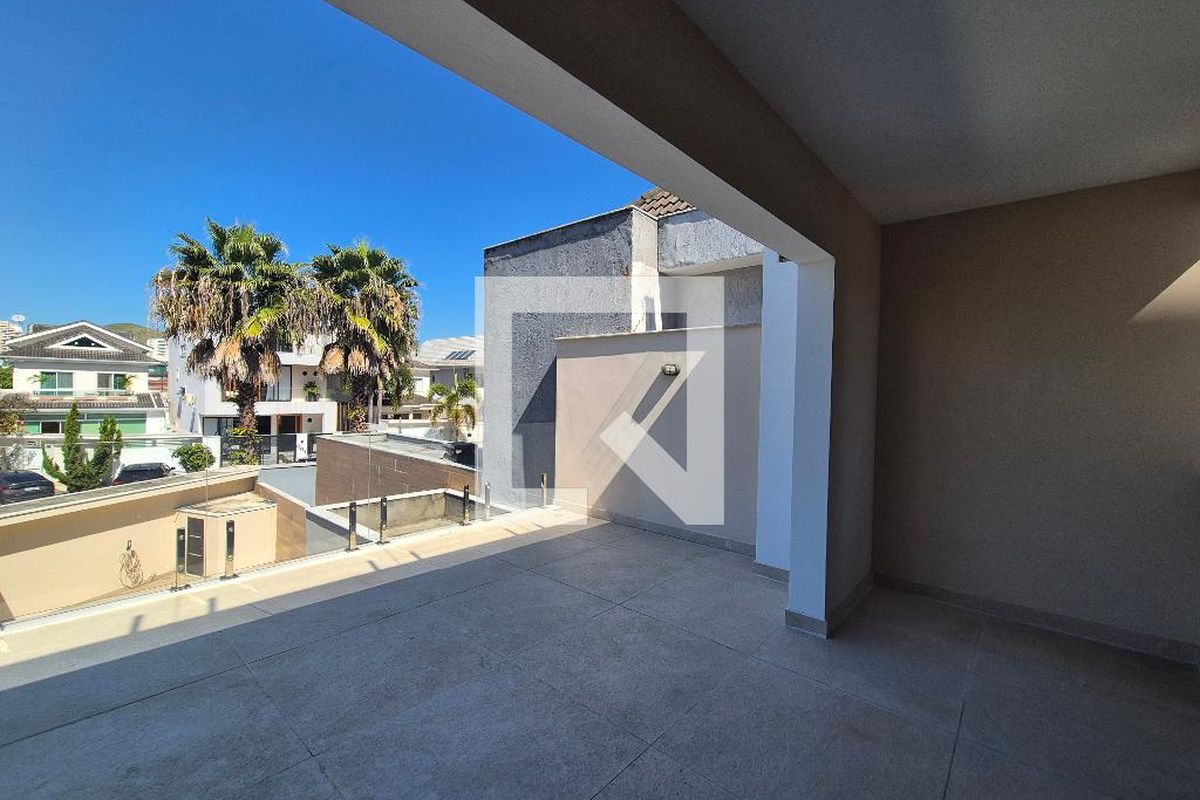Casa, 3 quartos, 334 m² - Foto 30