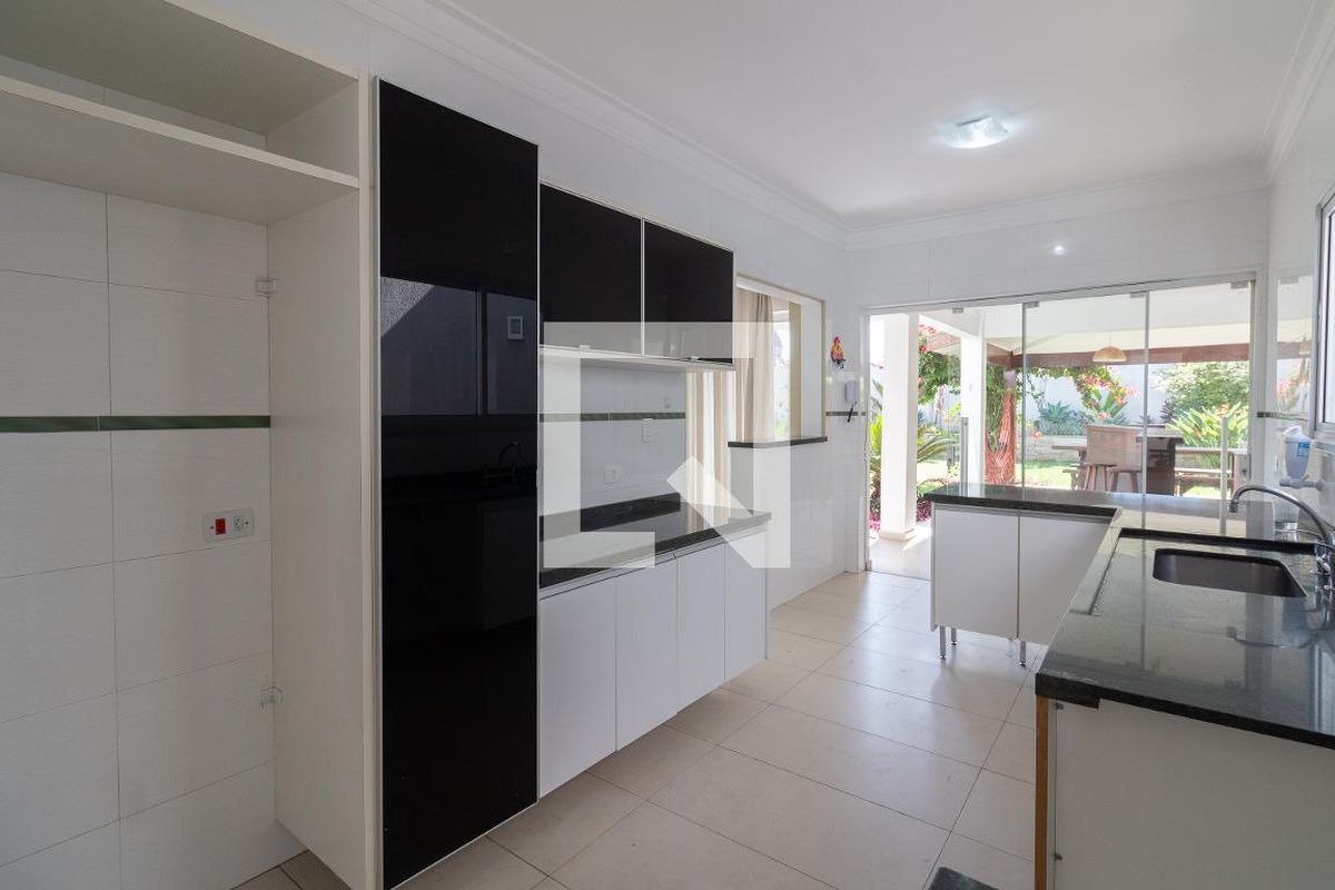 Casa, 3 quartos, 250 m² - Foto 44