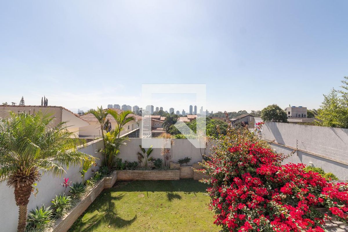 Casa, 3 quartos, 250 m² - Foto 12
