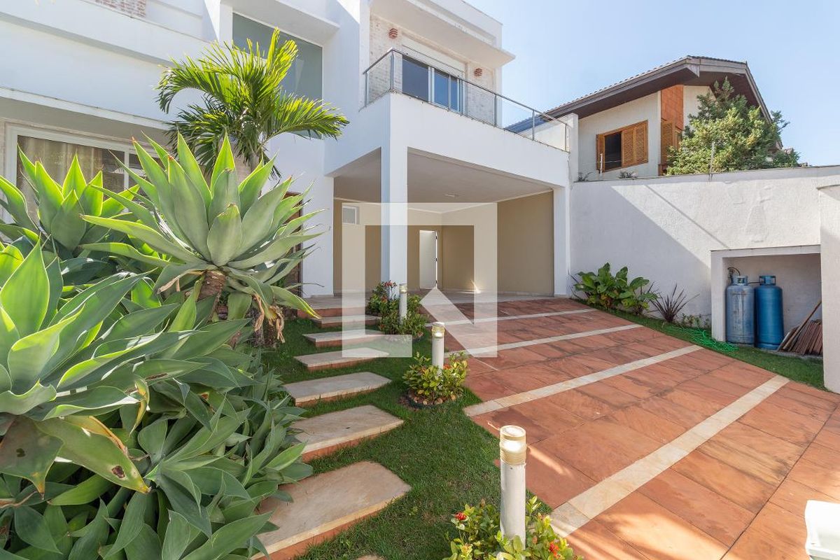 Casa, 3 quartos, 250 m² - Foto 61