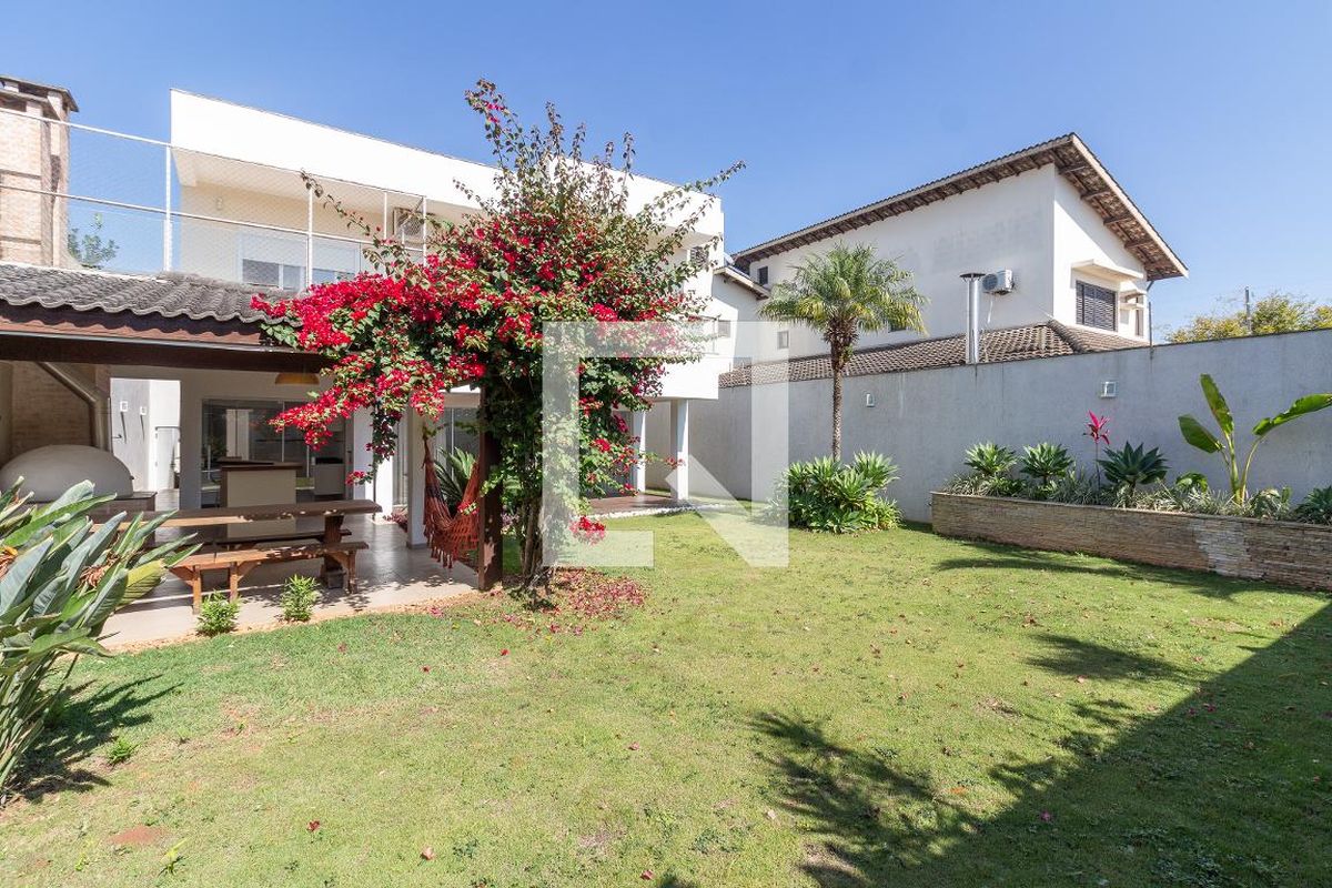 Casa, 3 quartos, 250 m² - Foto 55