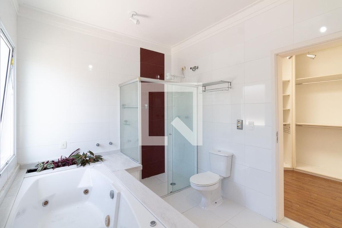 Casa, 3 quartos, 250 m² - Foto 38