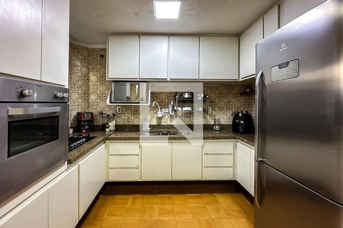 Casa, 3 quartos, 250 m² - Foto 41
