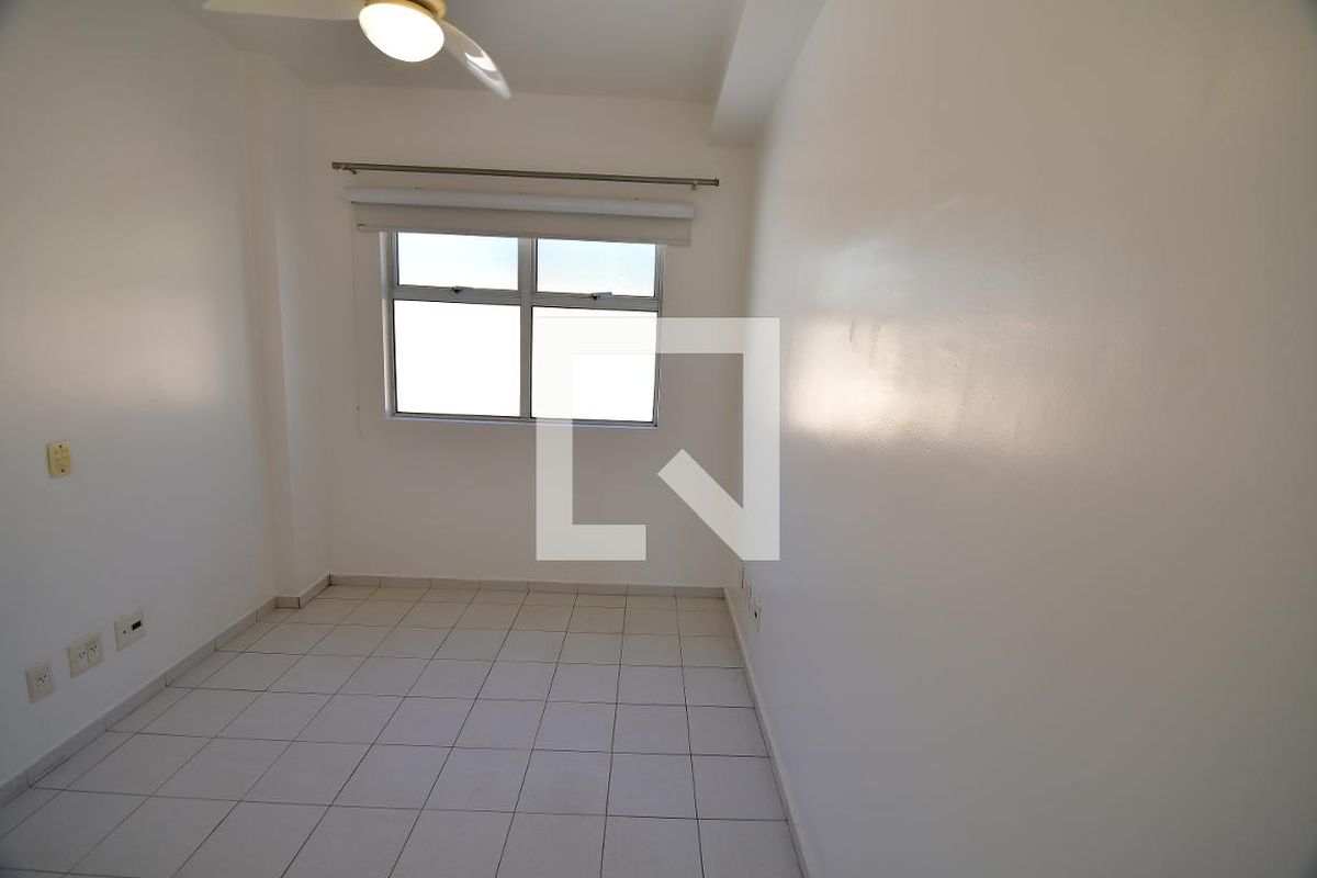 Casa à Venda - Vila Brandina, 1 Quarto,  62 m2 em , Campinas - sp | SoloBR