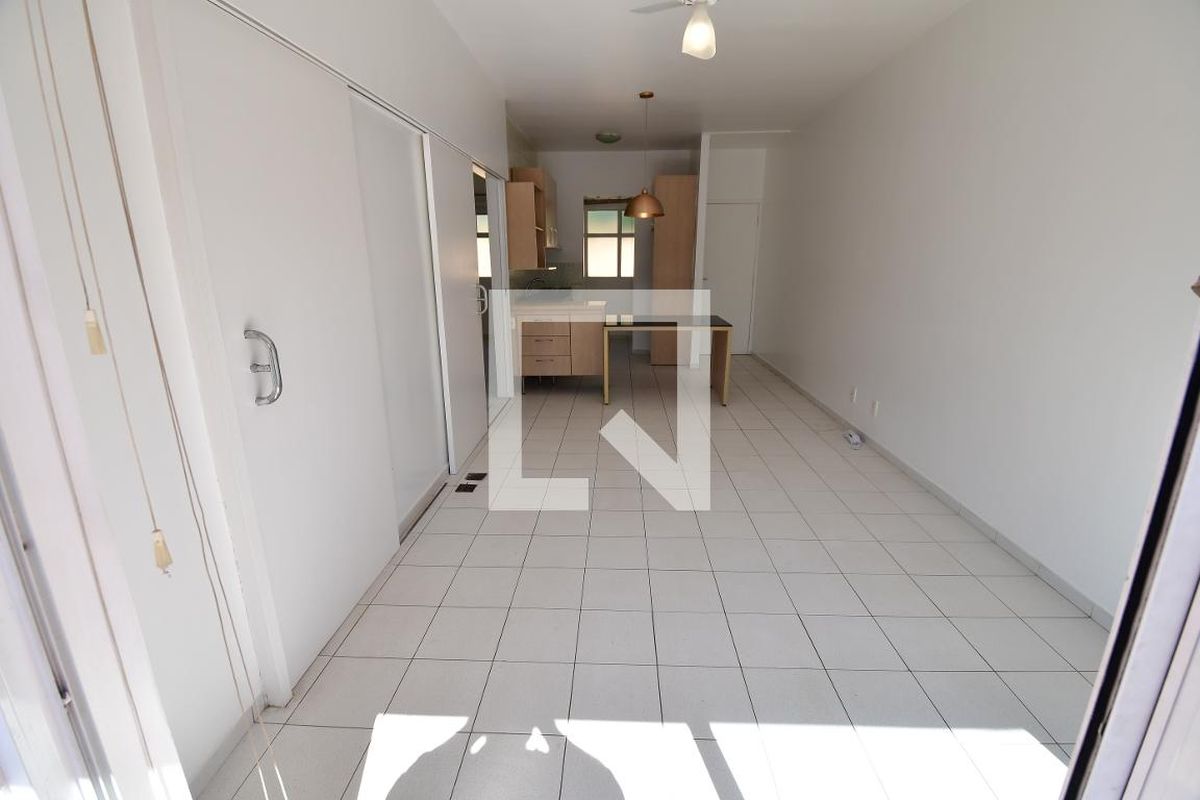 Casa à Venda - Vila Brandina, 1 Quarto,  62 m2 em , Campinas - sp | SoloBR