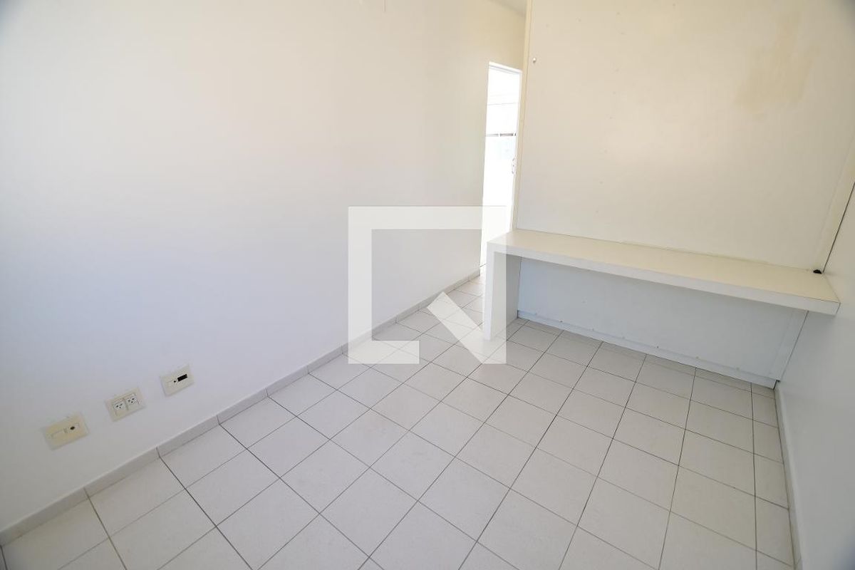 Casa à Venda - Vila Brandina, 1 Quarto,  62 m2 em , Campinas - sp | SoloBR