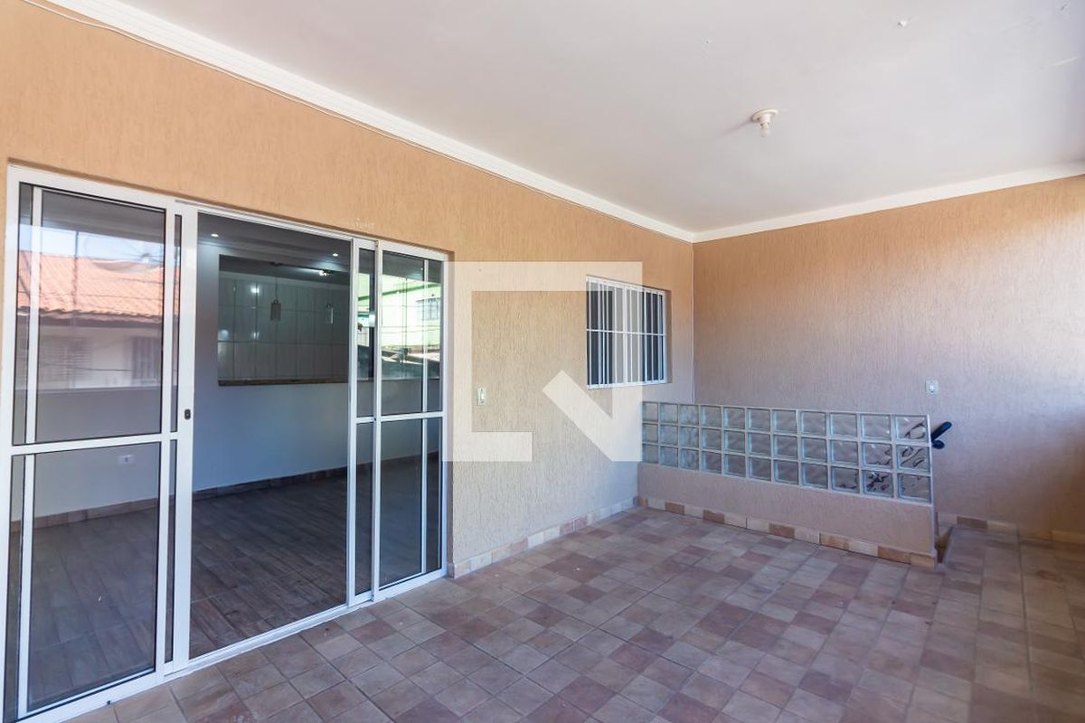 Casa, 3 quartos, 220 m² - Foto 51