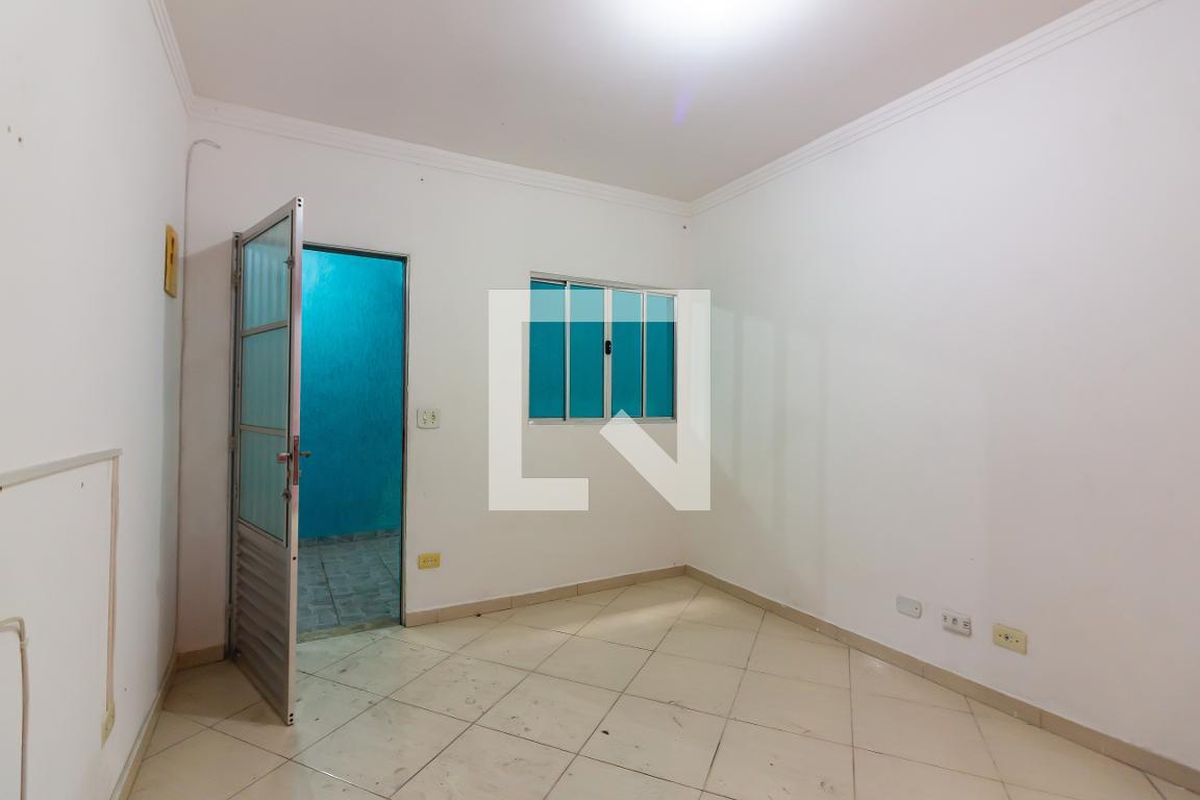 Casa, 3 quartos, 220 m² - Foto 2