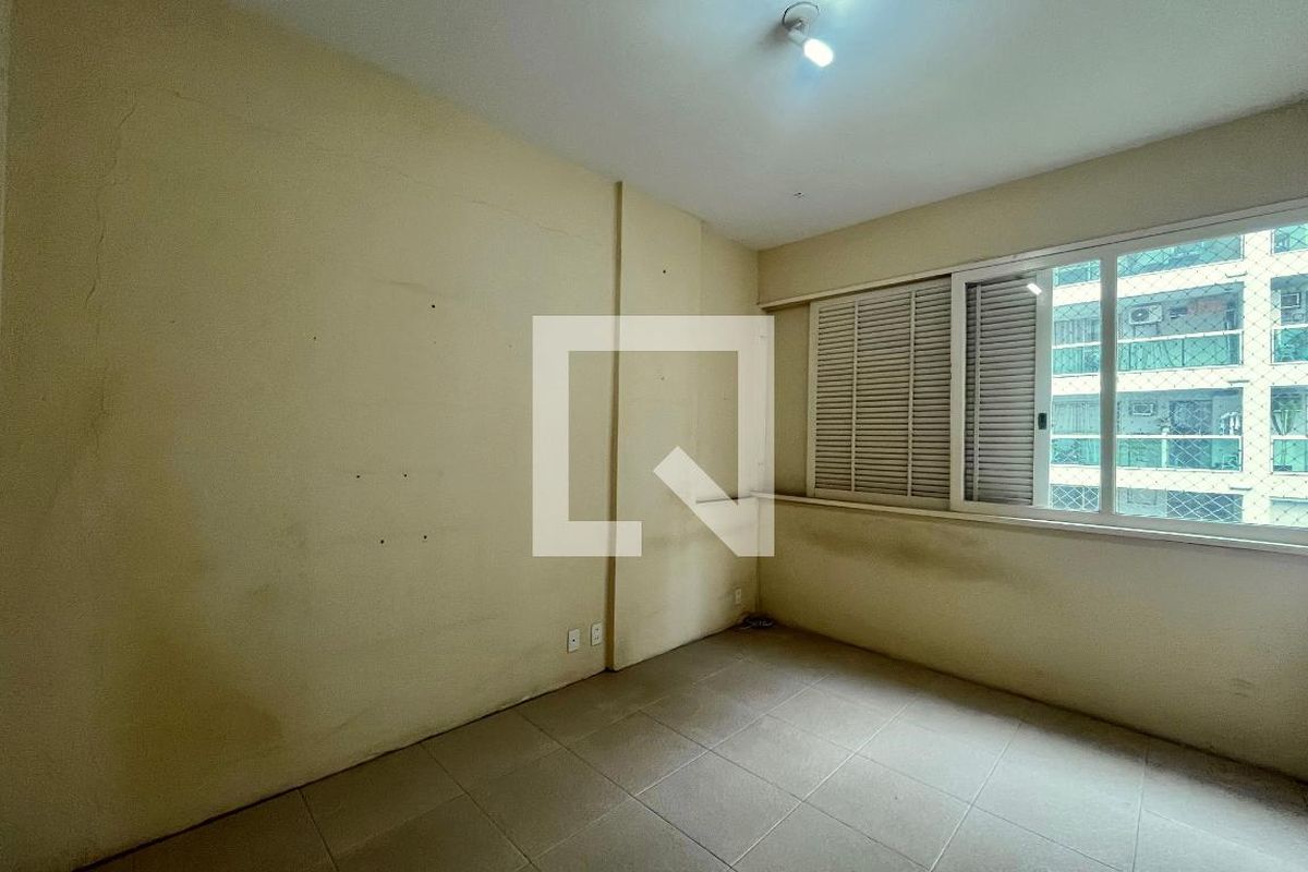 Apartamento, 3 quartos, 115 m² - Foto 2
