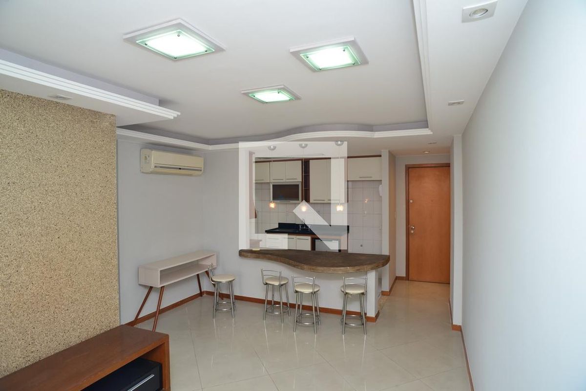 Apartamento, 3 quartos, 80 m² - Foto 2