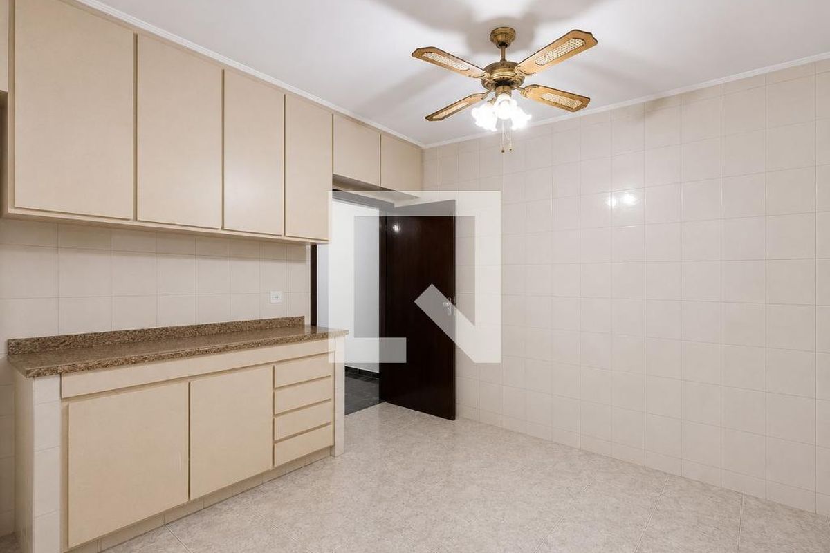 Casa, 5 quartos, 339 m² - Foto 1