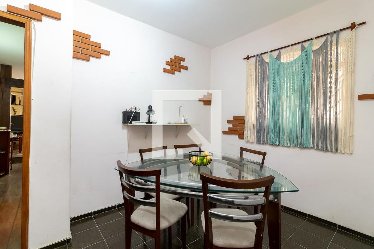 Casa, 3 quartos, 208 m² - Foto 35