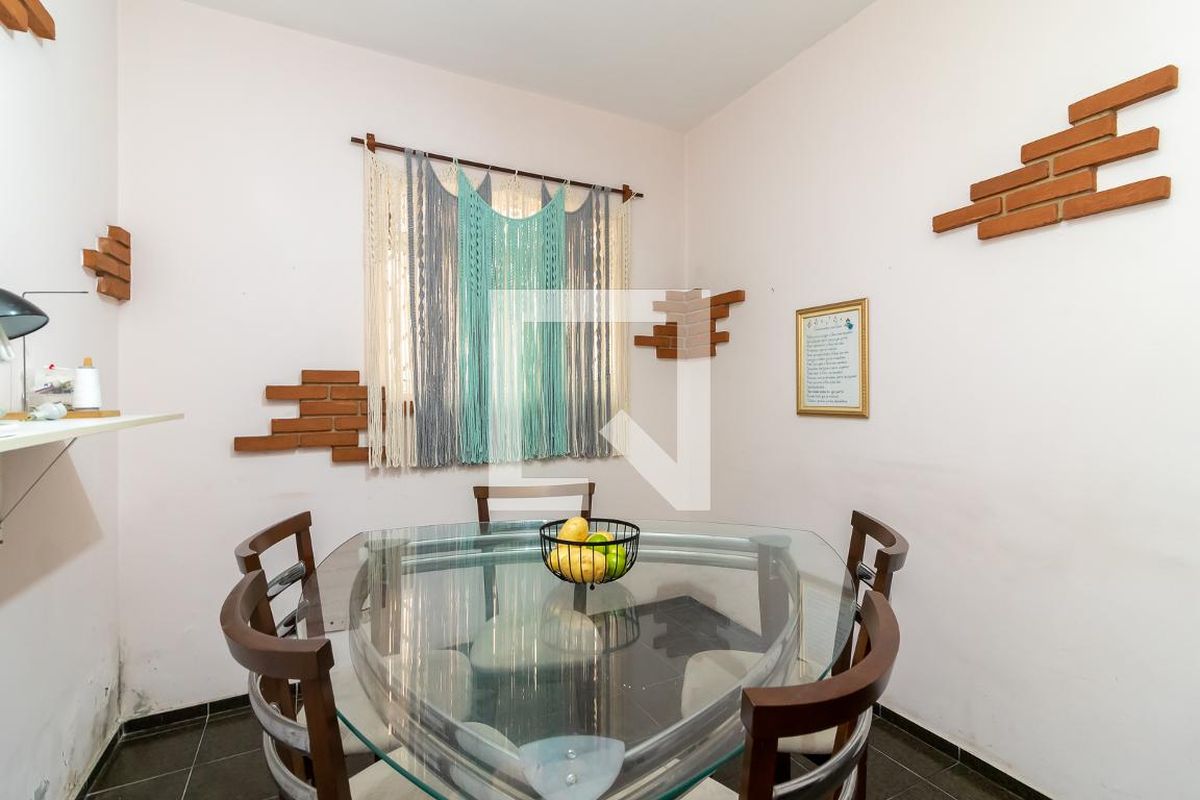 Casa, 3 quartos, 208 m² - Foto 33