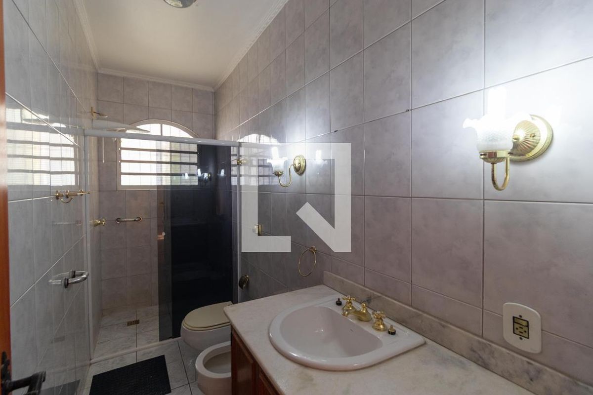 Casa à Venda - Nova Campinas, 4 Quartos,  178 m2 em , Campinas - sp | SoloBR