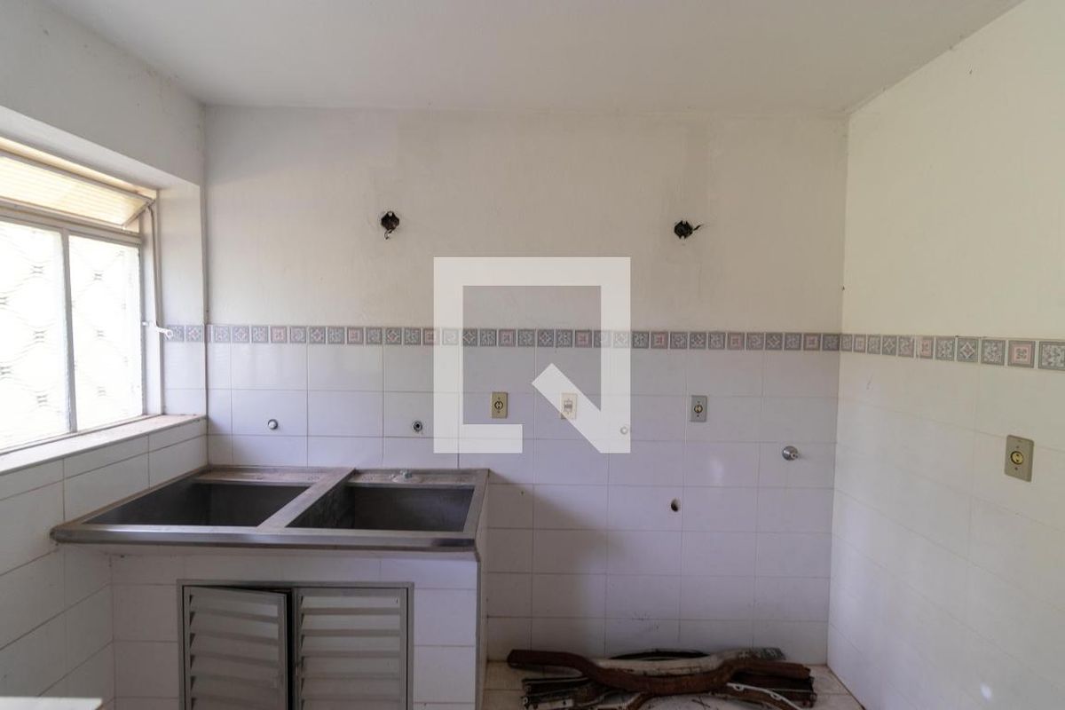 Casa à Venda - Nova Campinas, 4 Quartos,  178 m2 em , Campinas - sp | SoloBR