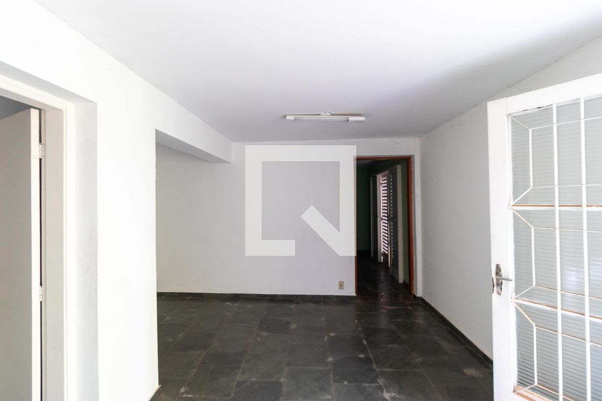 Casa à Venda - Nova Campinas, 4 Quartos,  178 m2 em , Campinas - sp | SoloBR