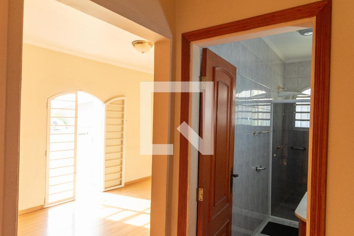 Casa à Venda - Nova Campinas, 4 Quartos,  178 m2 em , Campinas - sp | SoloBR