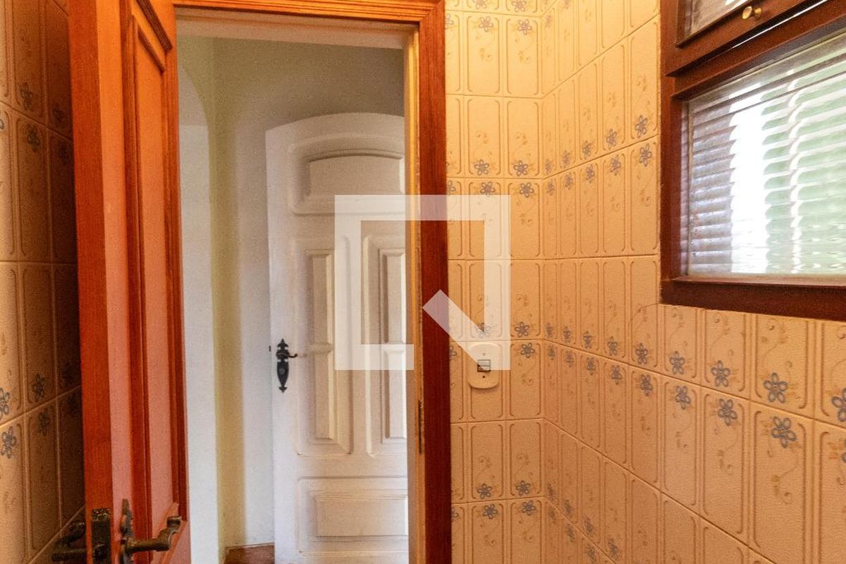 Casa à Venda - Nova Campinas, 4 Quartos,  178 m2 em , Campinas - sp | SoloBR