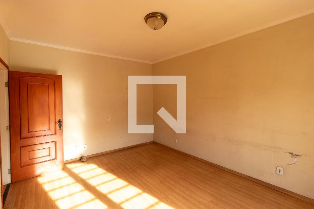 Casa à Venda - Nova Campinas, 4 Quartos,  178 m2 em , Campinas - sp | SoloBR