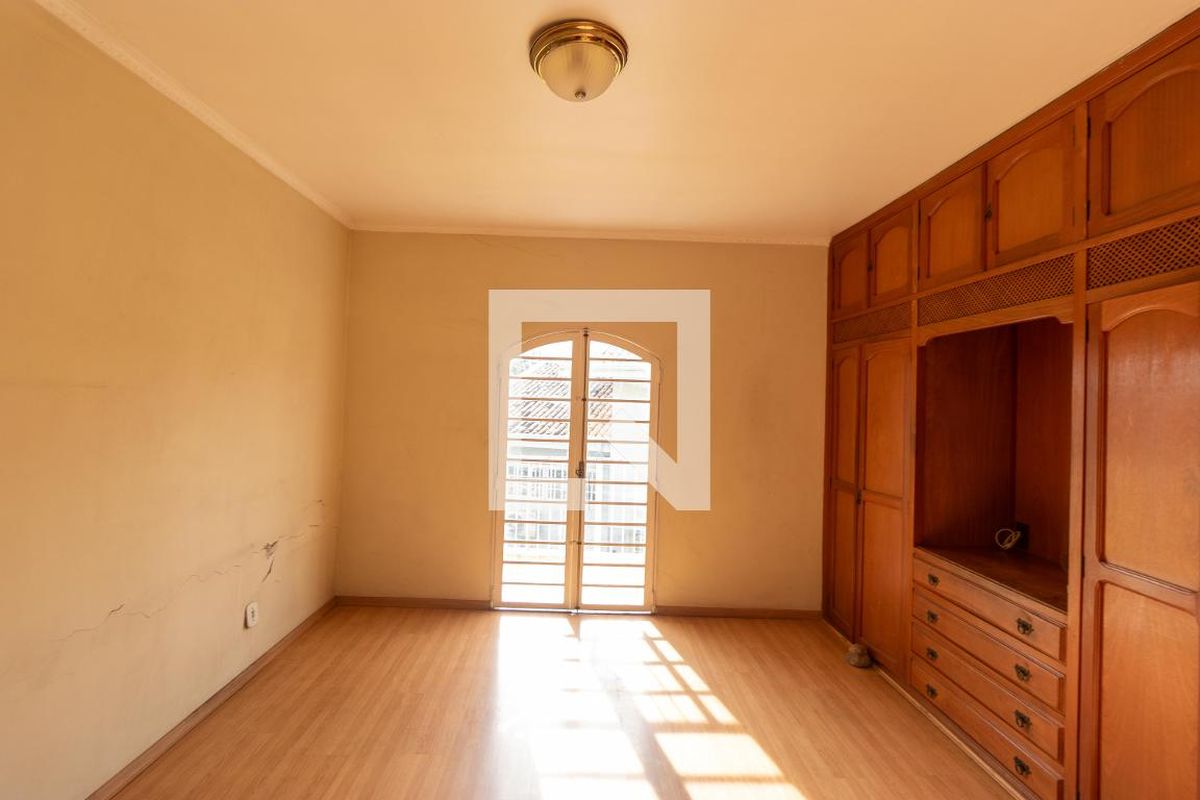 Casa à Venda - Nova Campinas, 4 Quartos,  178 m2 em , Campinas - sp | SoloBR