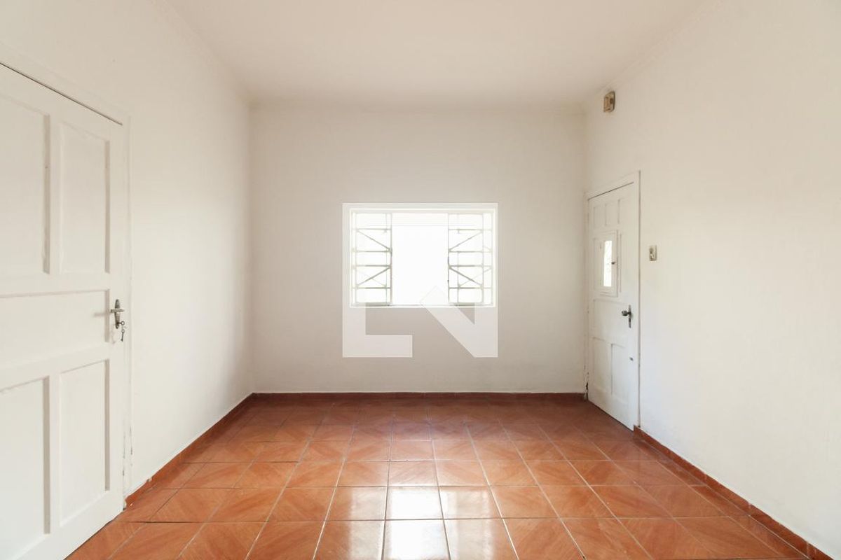 Casa, 2 quartos, 180 m² - Foto 1