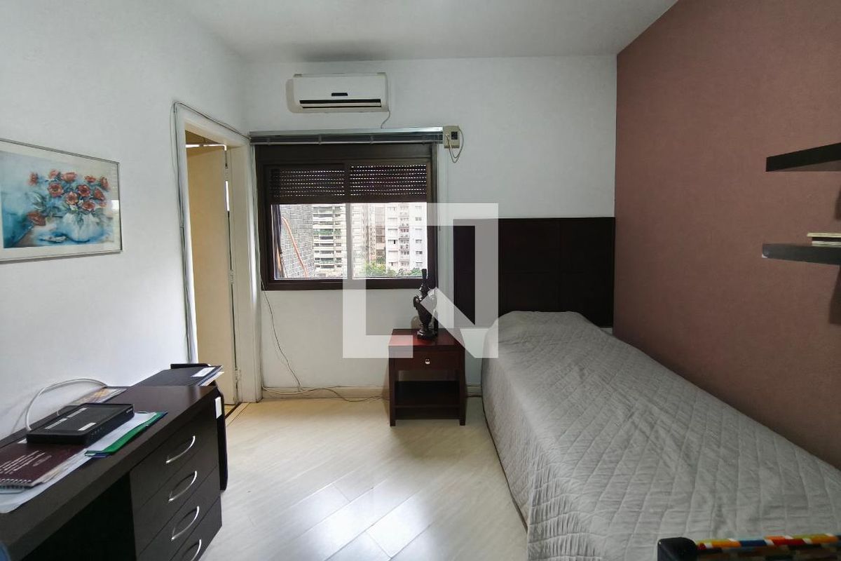 Apartamento à Venda - Cambuí, 4 Quartos,  200 m2 em , Campinas - sp | SoloBR