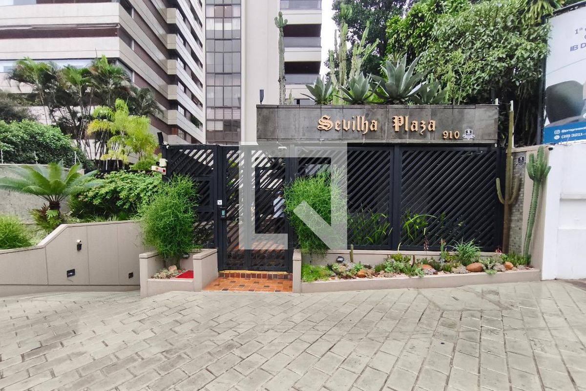 Apartamento à Venda - Cambuí, 4 Quartos,  200 m2 em , Campinas - sp | SoloBR
