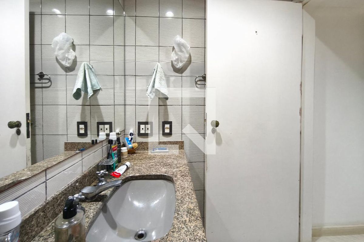 Apartamento à Venda - Cambuí, 4 Quartos,  200 m2 em , Campinas - sp | SoloBR