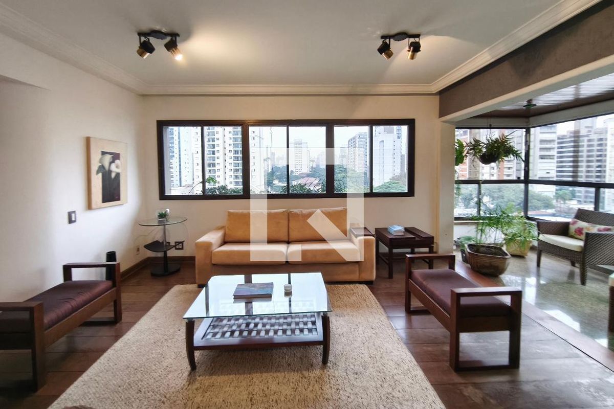 Apartamento à Venda - Cambuí, 4 Quartos,  200 m2 em , Campinas - sp | SoloBR