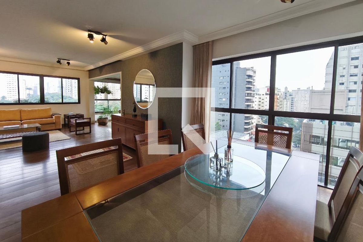 Apartamento à Venda - Cambuí, 4 Quartos,  200 m2 em , Campinas - sp | SoloBR
